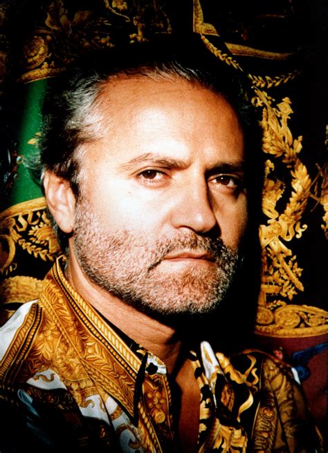 punti chiave stile versace|gianni versace designer.